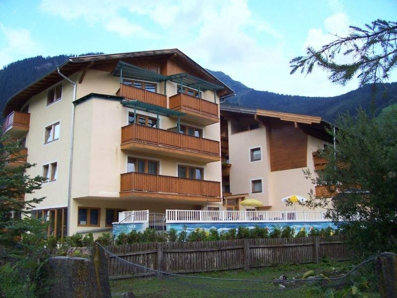 Hotel Ferienwelt Kristall Раурис Экстерьер фото